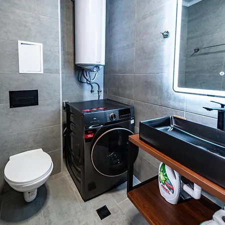 D9 Yassen Hv Apartament *