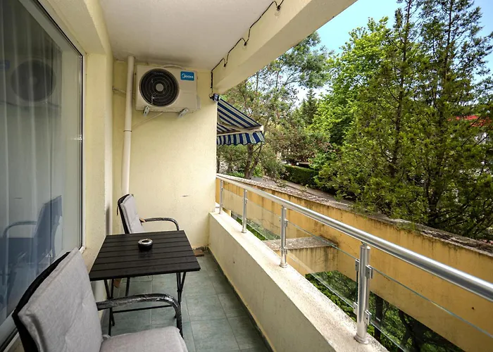 D9 Yassen Hv * Солнечный берег