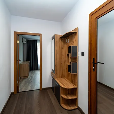 Apartment D9 Yassen Hv