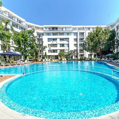 D9 Yassen Hv Apartment *